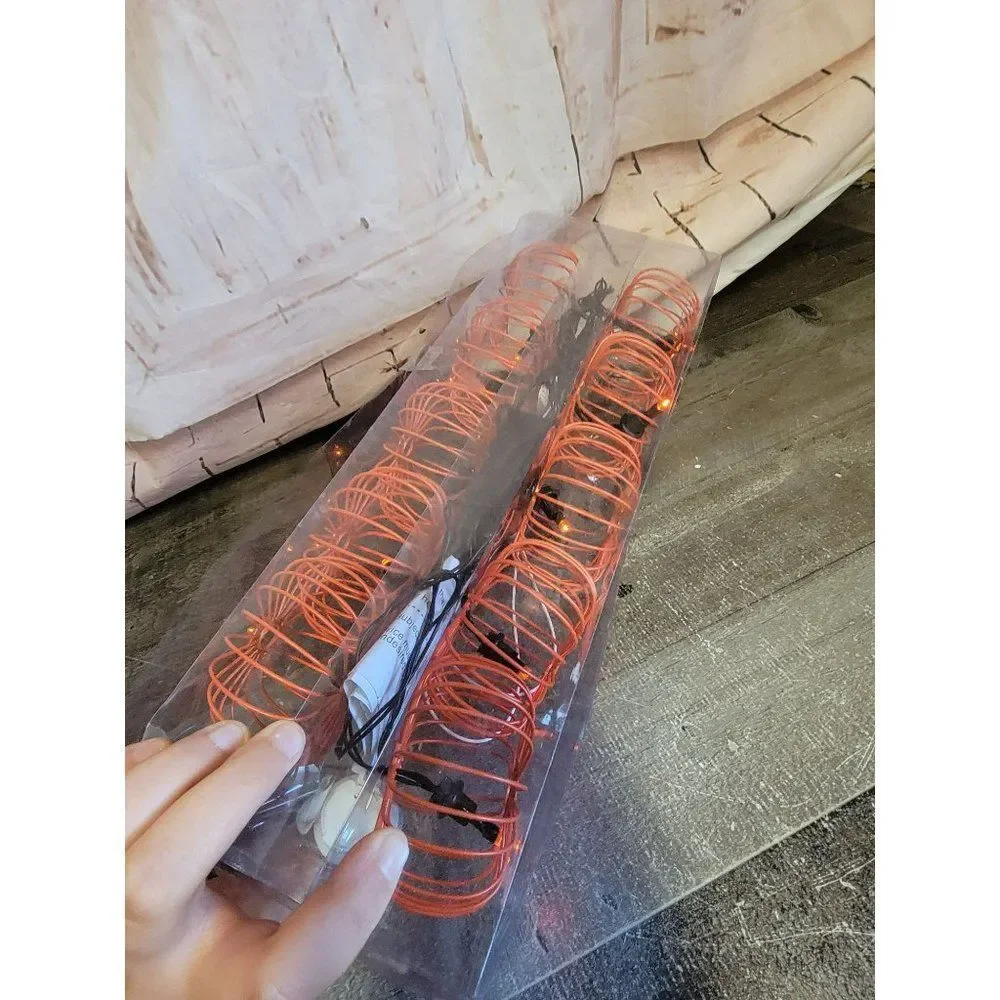 Halloween orange metal string light decor figure‎